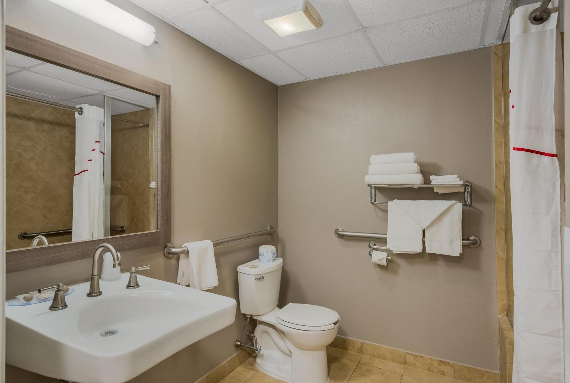 Red Roof Inn & Suites Vineland - Buena Exterior foto